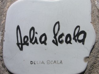 Delia Scala